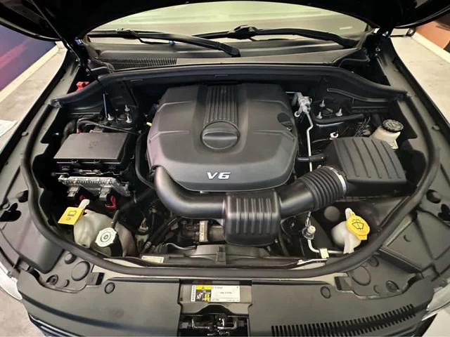 Photo of 2015 Black Forest Green Pearlcoat Jeep Grand Cherokee