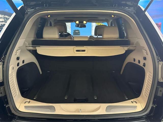 Photo of 2015 Black Forest Green Pearlcoat Jeep Grand Cherokee