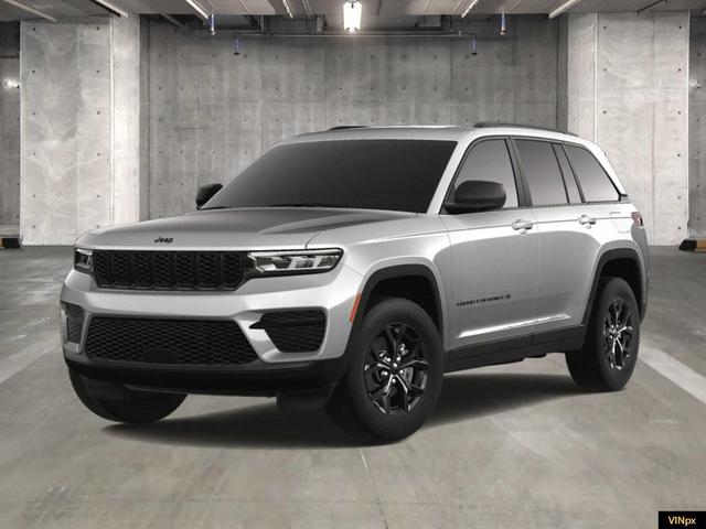 Photo of 2025 Silver Zynith Jeep Grand Cherokee