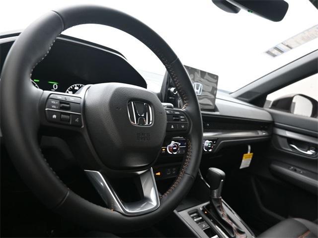 Photo of 2025 Urban Gray Pearl Honda CR-V Hybrid