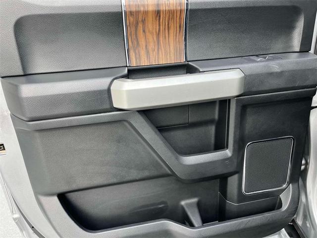 Photo of 2020 Iconic Silver Metallic Ford F-150