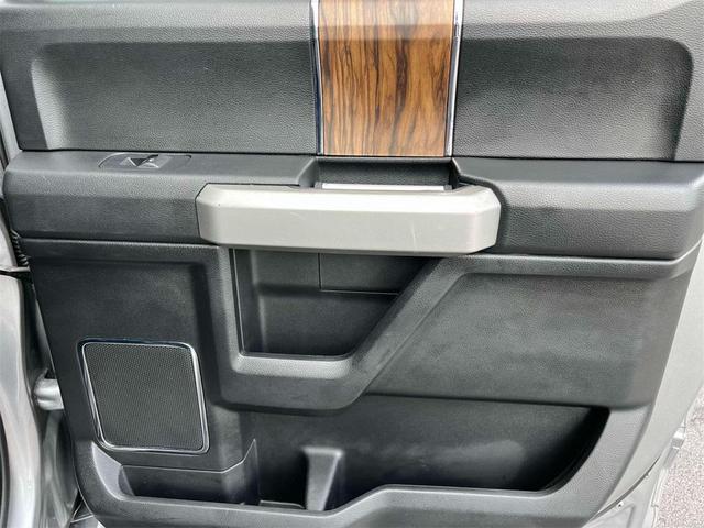 Photo of 2020 Iconic Silver Metallic Ford F-150