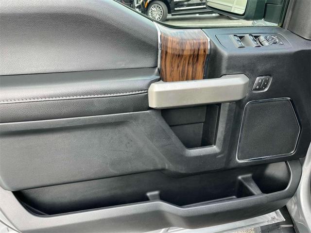 Photo of 2020 Iconic Silver Metallic Ford F-150