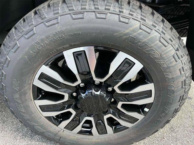 Photo of 2025 Onyx Black GMC Sierra 3500