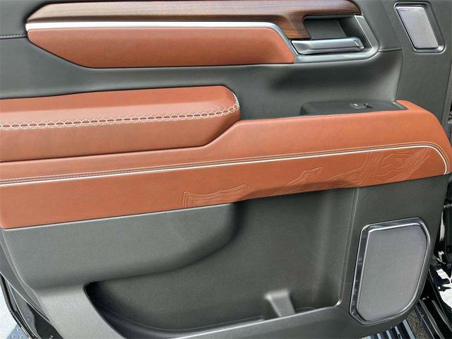 Photo of 2025 Onyx Black GMC Sierra 3500