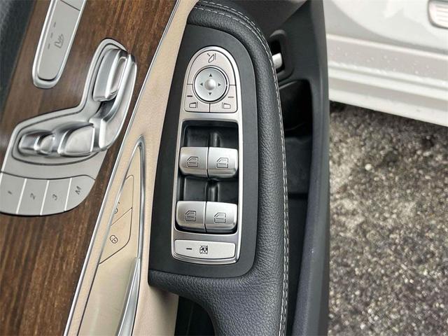 Photo of 2019 Polar White Mercedes-Benz C-Class