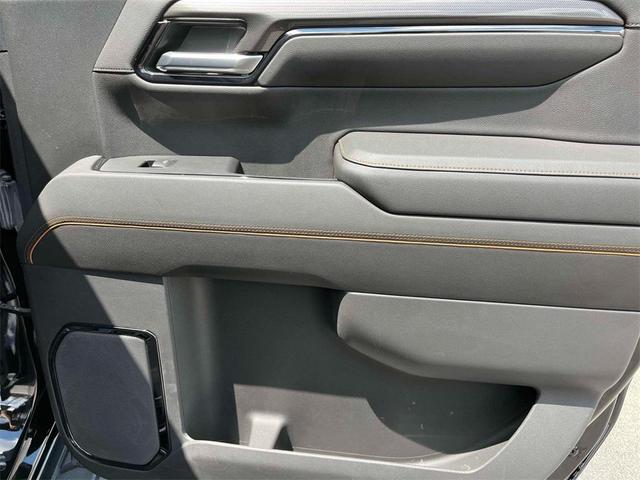 Photo of 2022 Onyx Black GMC Sierra 1500