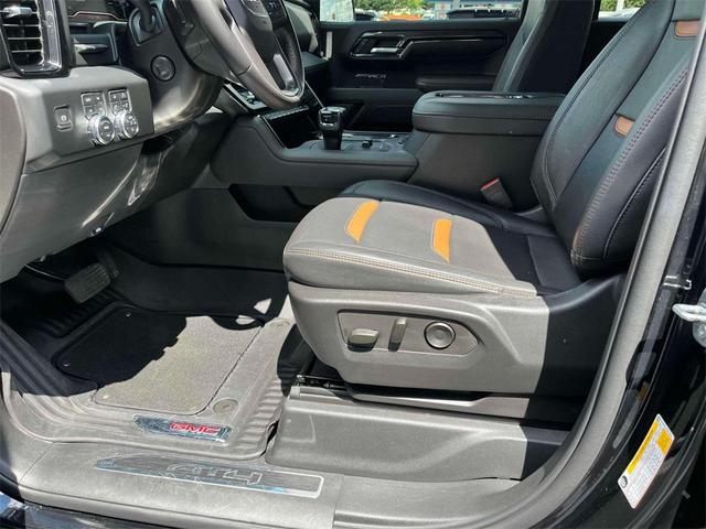 Photo of 2022 Onyx Black GMC Sierra 1500
