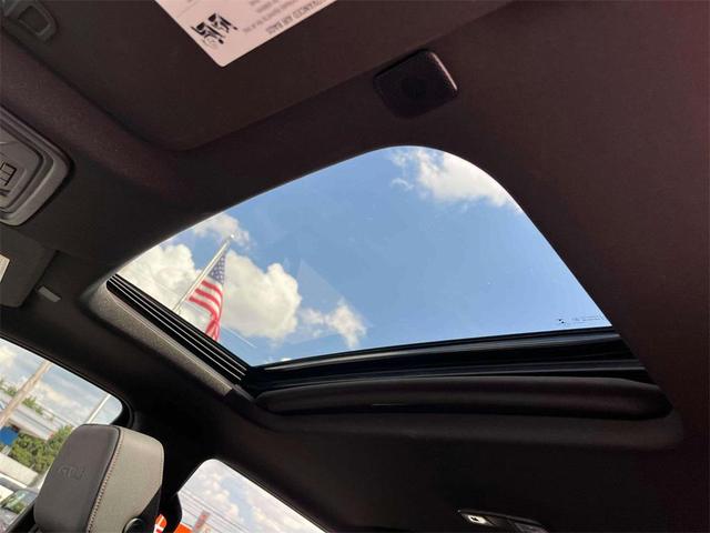 Photo of 2022 Onyx Black GMC Sierra 1500