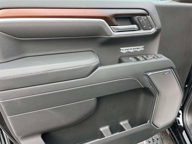 Photo of 2026 Onyx Black GMC Sierra 1500