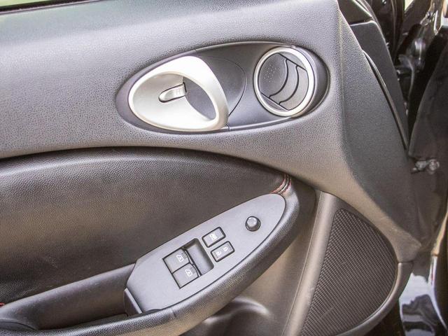 Photo of 2009 Magnetic Black Metallic Nissan 370Z