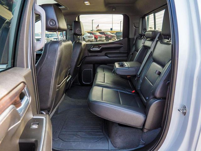 Photo of 2022 White Frost Tricoat GMC Sierra 1500