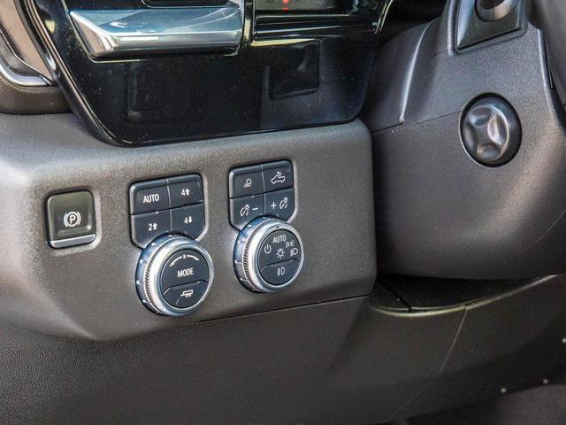 Photo of 2022 White Frost Tricoat GMC Sierra 1500