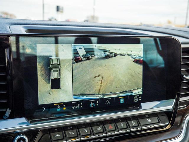 Photo of 2022 White Frost Tricoat GMC Sierra 1500
