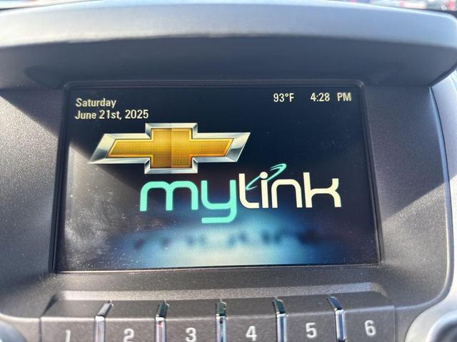 Photo of 2015 Summit White Chevrolet Equinox