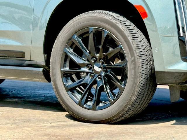 Photo of 2023 Dark Emerald Metallic Cadillac Escalade