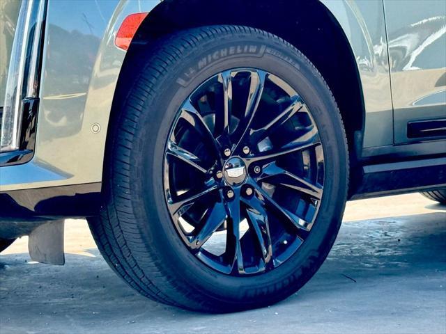 Photo of 2023 Dark Emerald Metallic Cadillac Escalade