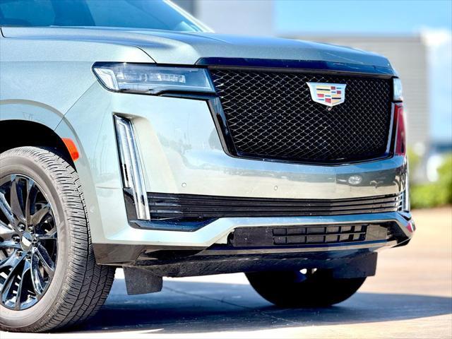 Photo of 2023 Dark Emerald Metallic Cadillac Escalade