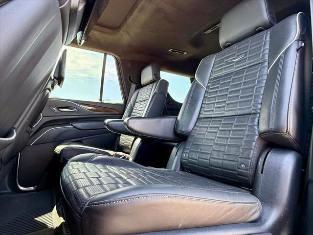 Photo of 2023 Dark Emerald Metallic Cadillac Escalade