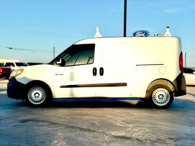 Photo of 2016 Bright White RAM ProMaster City