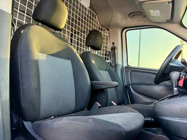 Photo of 2016 Bright White RAM ProMaster City