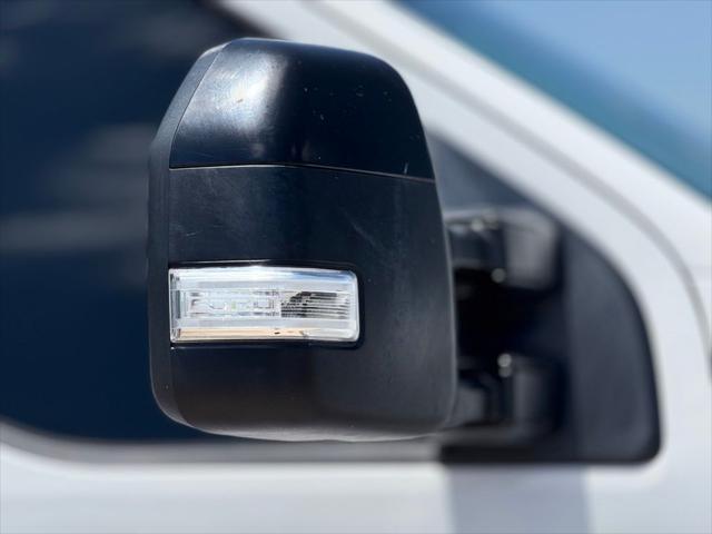 Photo of 2020 Oxford White Ford F-250