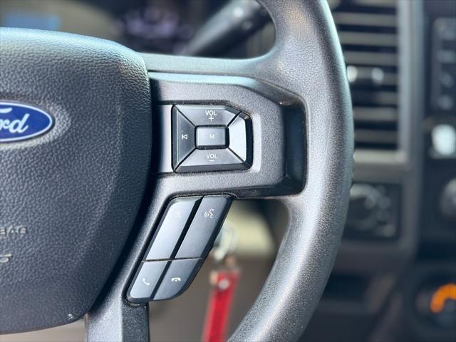 Photo of 2020 Oxford White Ford F-250