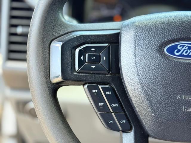 Photo of 2020 Oxford White Ford F-250