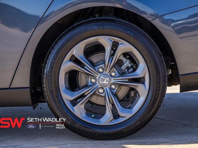 Photo of 2024 Meteorite Gray Metallic Honda Accord