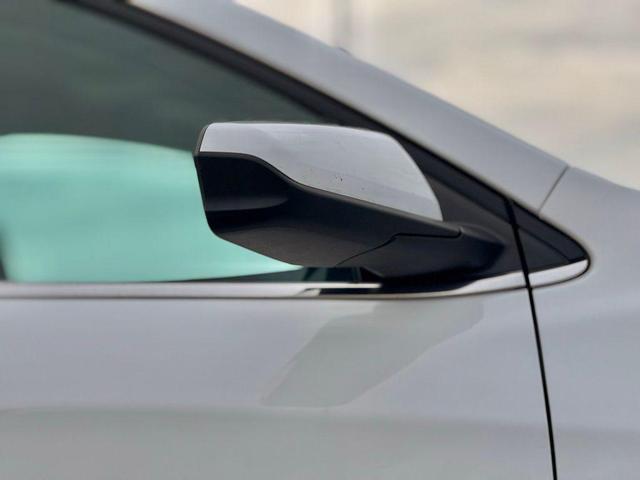 Photo of 2023 Summit White Chevrolet Equinox