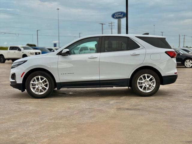 Photo of 2023 Summit White Chevrolet Equinox