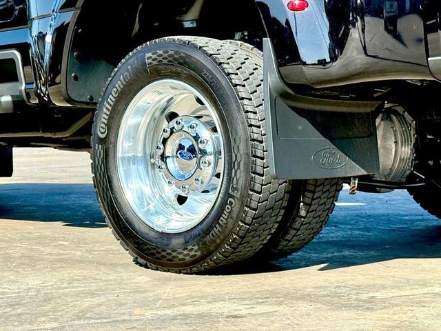 Photo of 2025 Agate Black Metallic Ford F-450