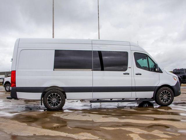 Photo of 2023 Arctic White Mercedes-Benz Sprinter 2500