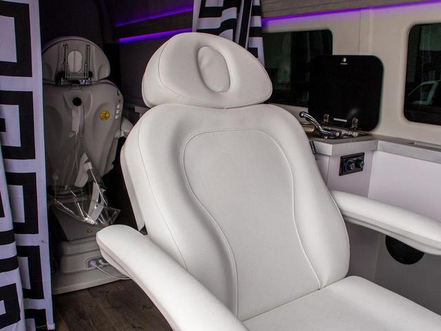 Photo of 2023 Arctic White Mercedes-Benz Sprinter 2500