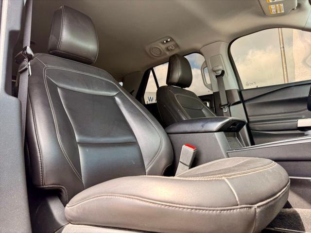 Photo of 2023 Agate Black Metallic Ford Explorer
