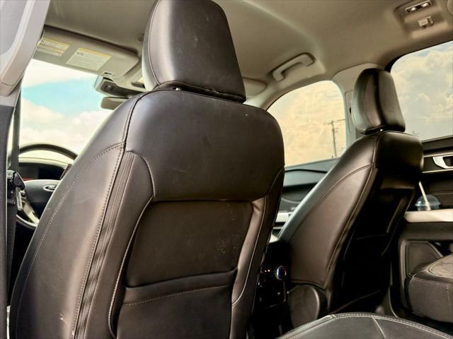Photo of 2023 Agate Black Metallic Ford Explorer