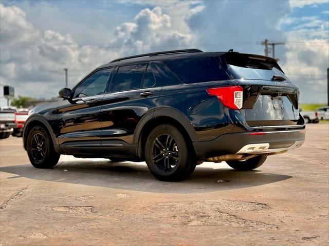 Photo of 2023 Agate Black Metallic Ford Explorer