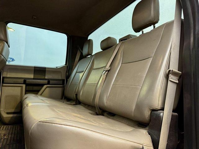 Photo of 2019 Oxford White Ford F-350