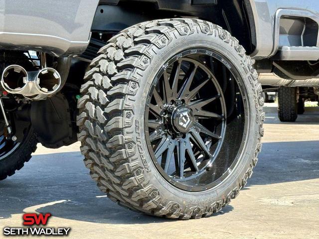 Photo of 2025 Carbonized Gray Metallic Ford F-350