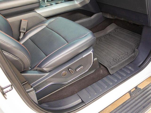 Photo of 2021 Oxford White Ford F-150
