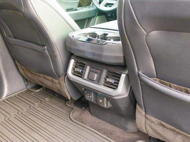 Photo of 2021 Oxford White Ford F-150