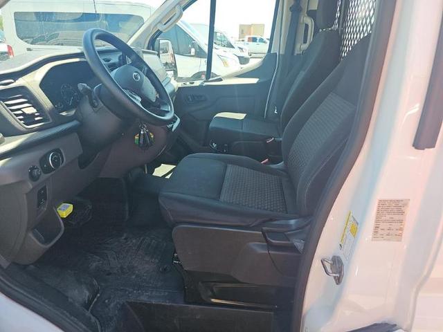 Photo of 2024 Oxford White Ford Transit-250