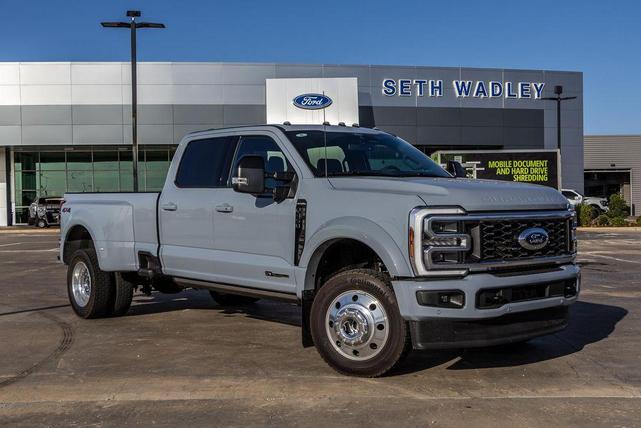 Photo of 2025 Glacier Gray Metallic TriCoat Ford F-450