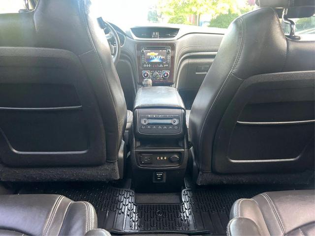 Photo of 2015 Black Granite Metallic Chevrolet Traverse