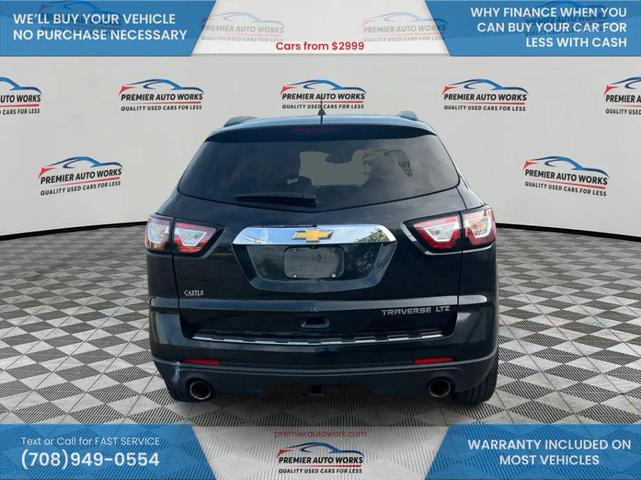 Photo of 2015 Black Granite Metallic Chevrolet Traverse