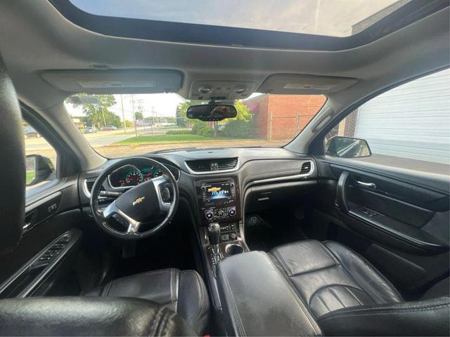 Photo of 2015 Black Granite Metallic Chevrolet Traverse