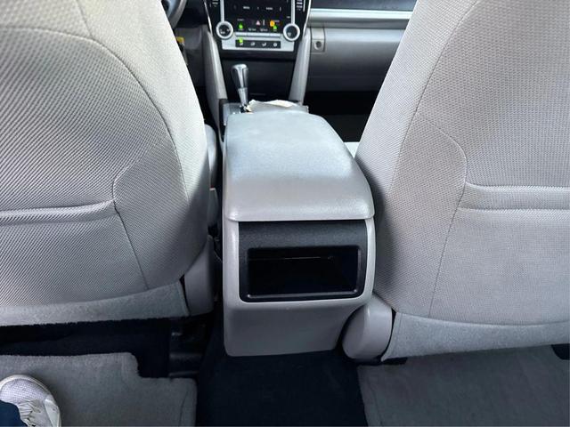 Photo of 2012 Classic Silver Metallic Toyota Camry