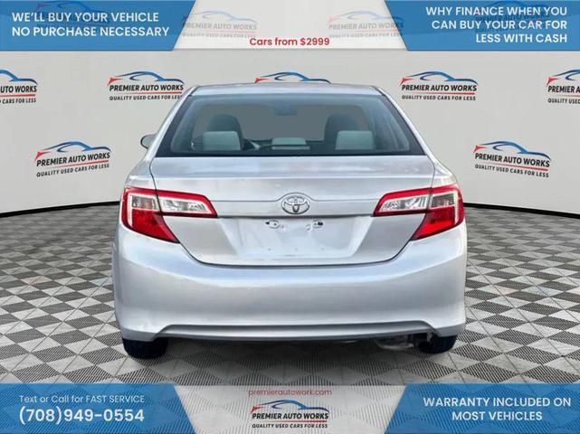 Photo of 2012 Classic Silver Metallic Toyota Camry