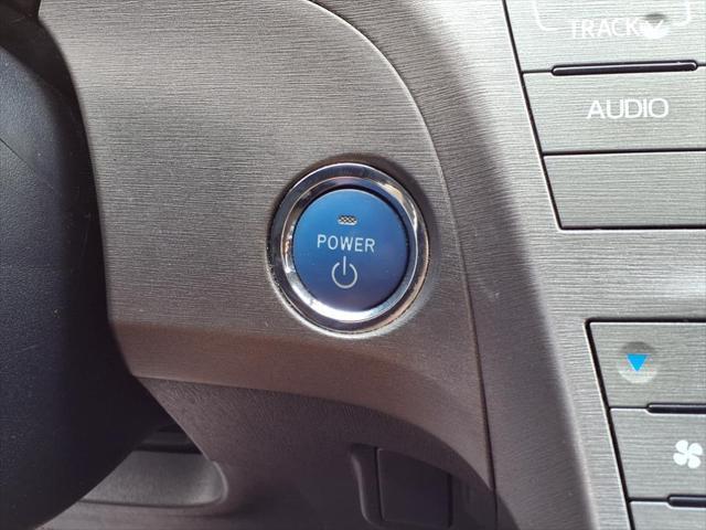 Photo of 2012 WHITE Toyota Prius
