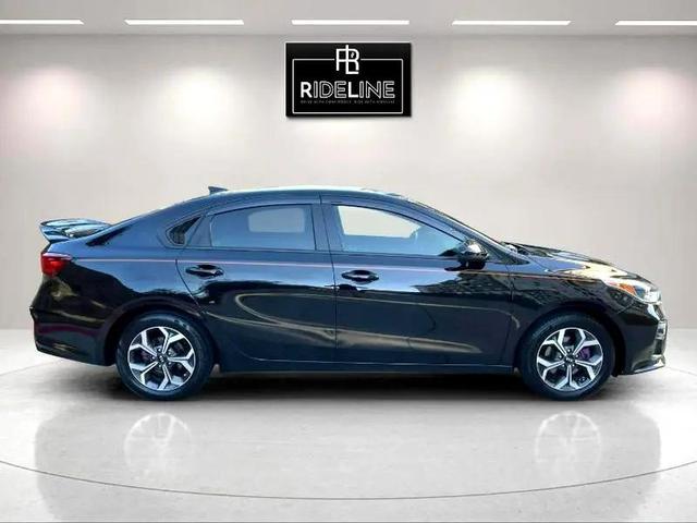 Photo of 2020 Aurora Black Kia Forte